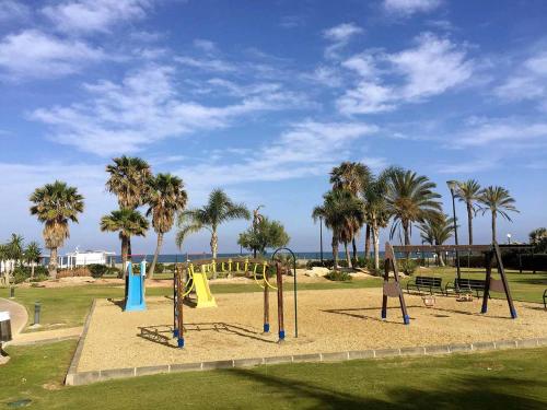 Apartamento VenAVera Playa Jardines de Nuevo Vera N3-2A Ático Primera Línea WIFI - image 9