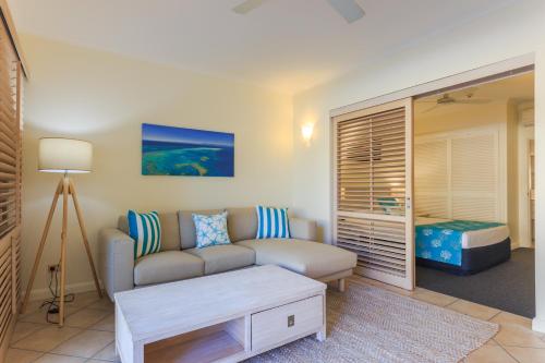 Macrossan House Boutique Holiday Apartments - Photo 2