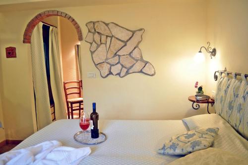 Hotel Tirrena Bike & Country Hotel - image 3