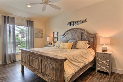 Beachy Keen Townhouse - main image
