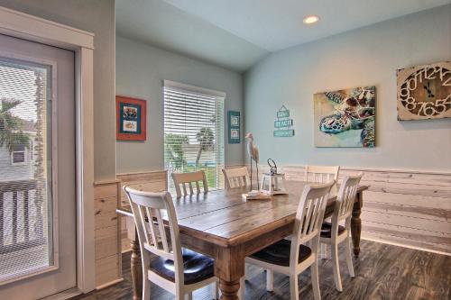 Beachy Keen Townhouse - image 4