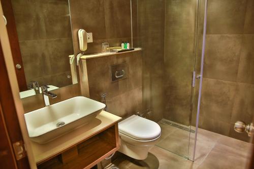 Deluxe Room image 1