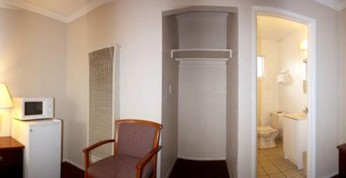 King Room - Non-Smoking