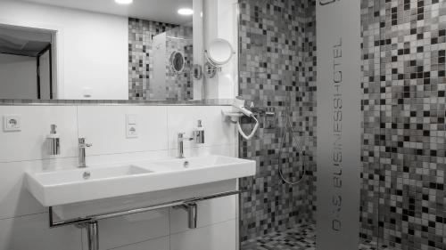 OK Das Businesshotel - image 11