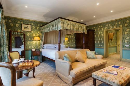 138687863 The Devonshire Arms Hotel at Bolton Abbey