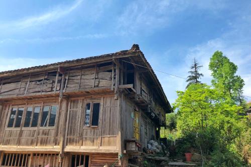 Longsheng Golden dragon country villa