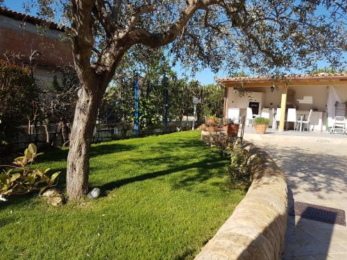  Sunflowers, Pension in Calabernardo