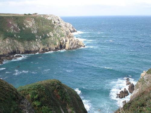 Cozy holiday home in Plogoff near the beach gîte à louer Pointe du Raz