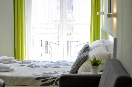 Deluxe Apartment with Balcony (3 Adults)  - ul. Orzeszkowej 4 image 10