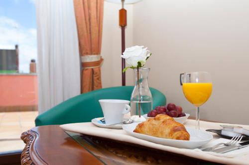 Agora Juan de Austria - image 6