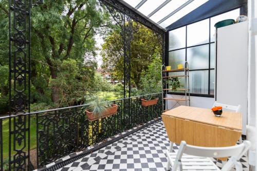 Earls Court Apartments by BaseToGo - image 7