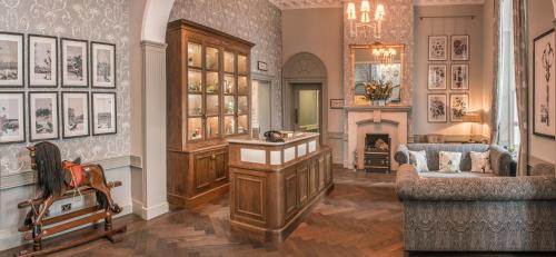 Lobby, De Vere Beaumont Estate in Windsor