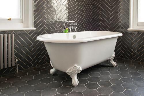 Bathroom, De Vere Beaumont Estate in Windsor