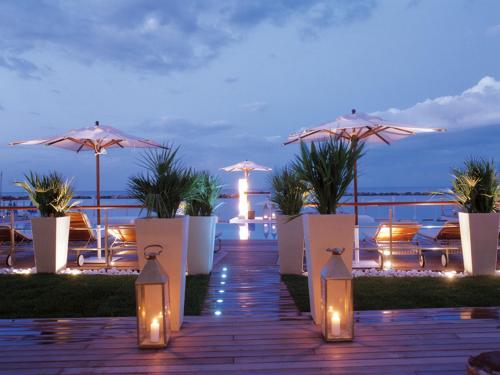 Vistamare Suite - image 3