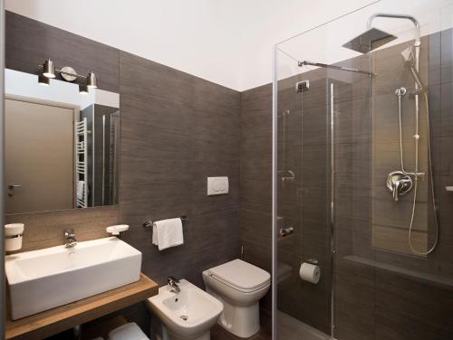 111 Guest House