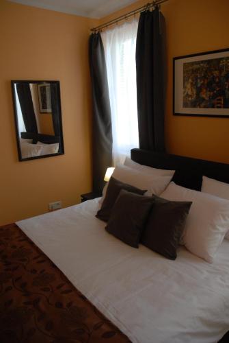Joy Guesthouse - image 8