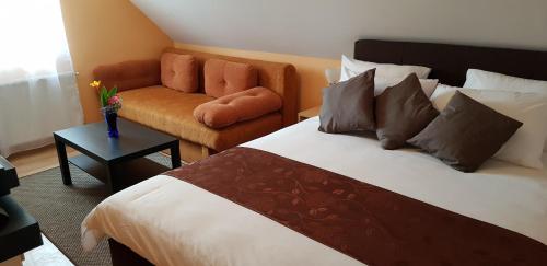 Joy Guesthouse