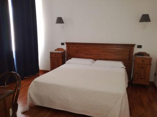 Hotel La Piazzetta - image 10