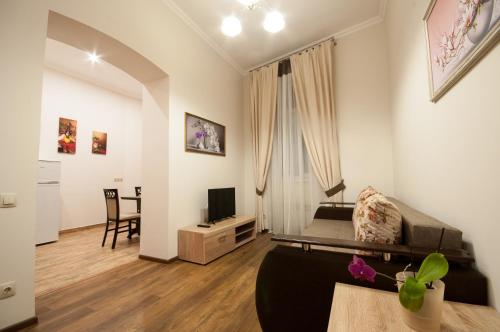 Wonderful flat on city center (Mukachivska 4/12)