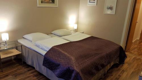 Bardu Hotell - Tap to explore photos