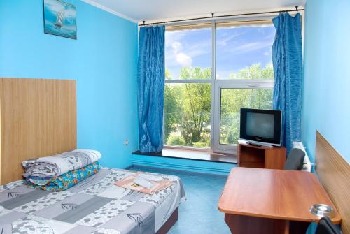 2 twin beds