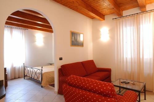 Triple Room image 3