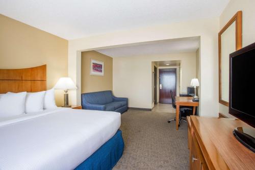 Wingate by Wyndham Convention Ctr Closest Universal Orlando