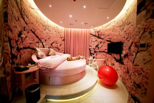 Tai Hu Xiang Ting Mei Cheng Holiday Hotel Suzhou In China - 