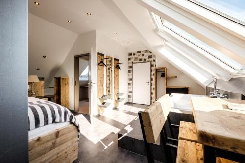 2 twin beds