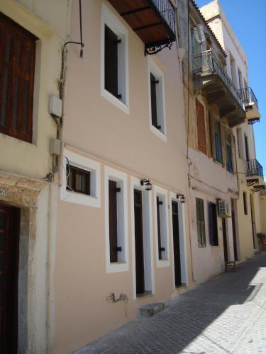  Old Town Apartments, Pension in Chania