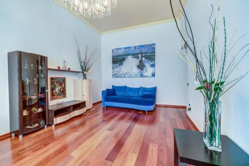 Apartment on Ligovsky Avenue - image 5