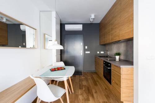 Homewell Apartments Dominikańska - image 3