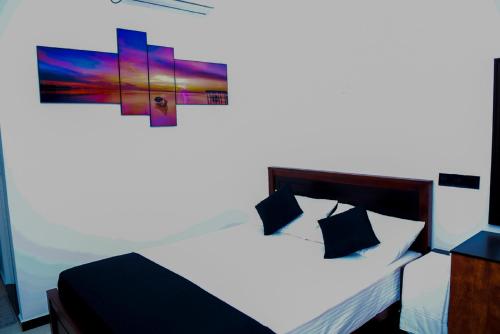 Double Room image 10