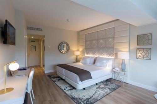 Hotel Tres Reyes - image 8