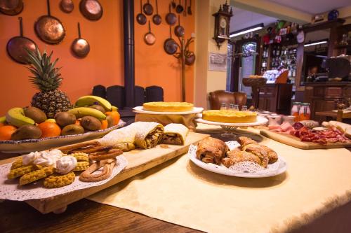 Toit ja joogid, Ristorante Buasca in Cuorgne