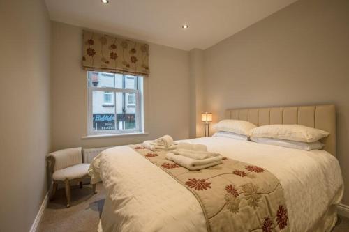 Waterfront Apartments - image 3