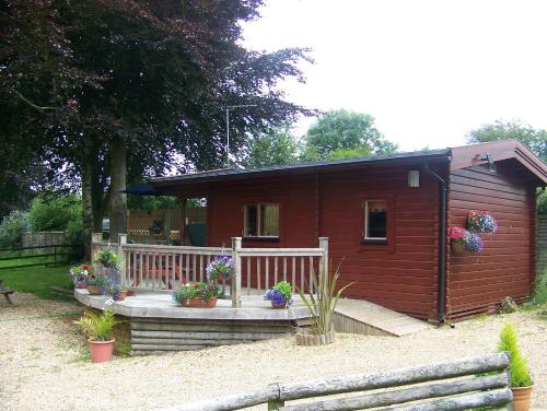 Cypress Log Cabins Accommodation