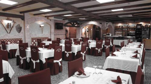 Restaurant, Hotel La Brasa in Velez de Benaudalla