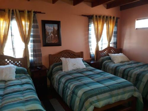 4 double beds