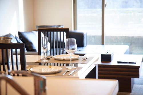 Kyoto river side modern House in Kyoto