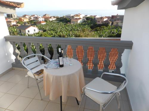  Ocean Paradise BEACH VILLA Paul do Mar in Paul do Mar
