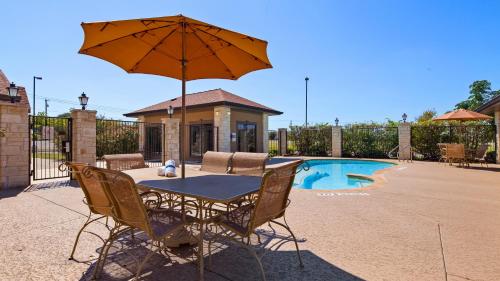 Microtel Inn & Suites by Wyndham Round Rock - image 4