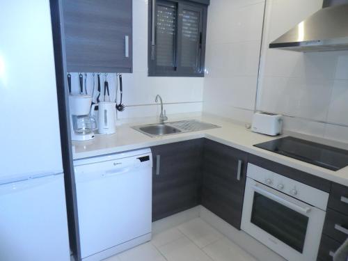 Casas Holiday - Oasis Beach - image 3