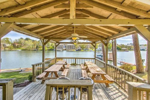 Long Island Lake Resort - image 2