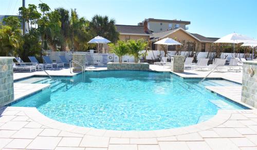 Barefoot Beach Club - image 3