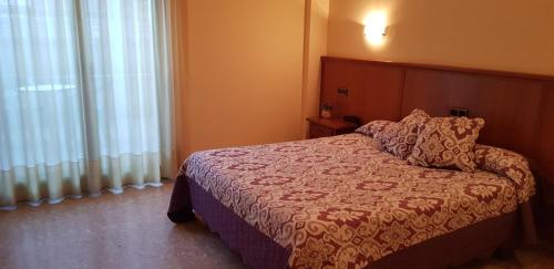 Hotel Reina Isabel - image 10