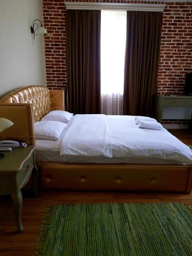 1 double bed
