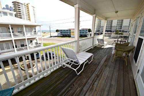Spinnaker Pointe 1B Condo - image 3