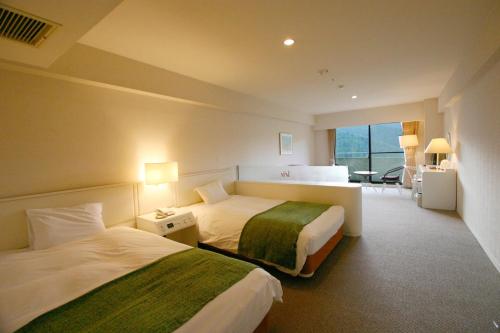Twin Room - Non-Smoking