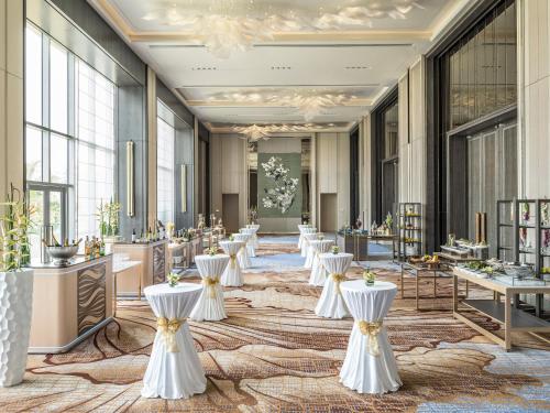 Banquet hall, Shangri-La Colombo in Colombo Galle face Green